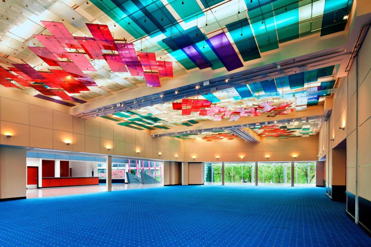 Sheraton Vancouver Wall Centre Екстер'єр фото