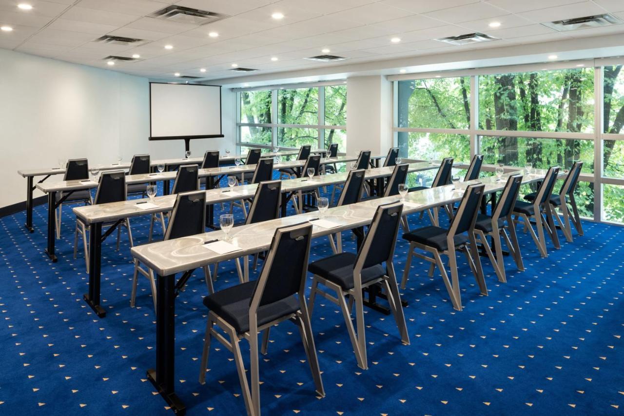 Sheraton Vancouver Wall Centre Екстер'єр фото