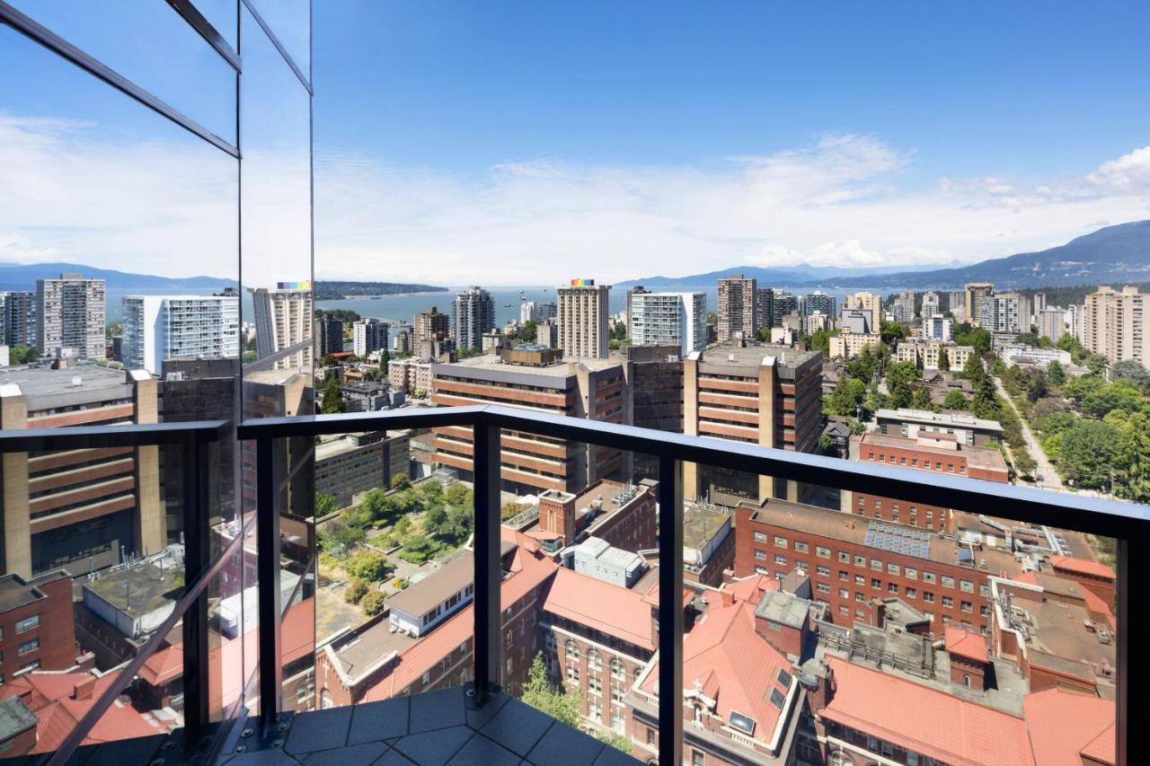 Sheraton Vancouver Wall Centre Екстер'єр фото