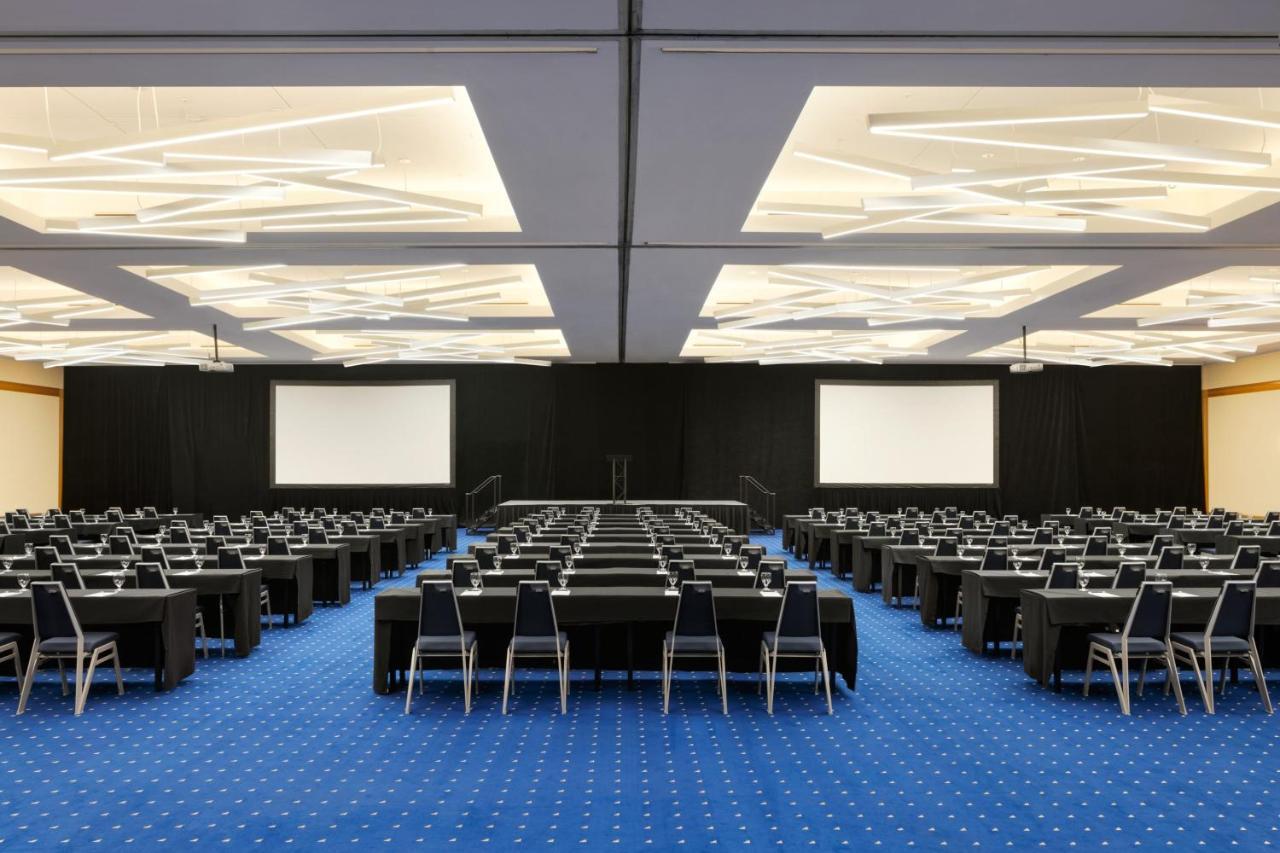 Sheraton Vancouver Wall Centre Екстер'єр фото