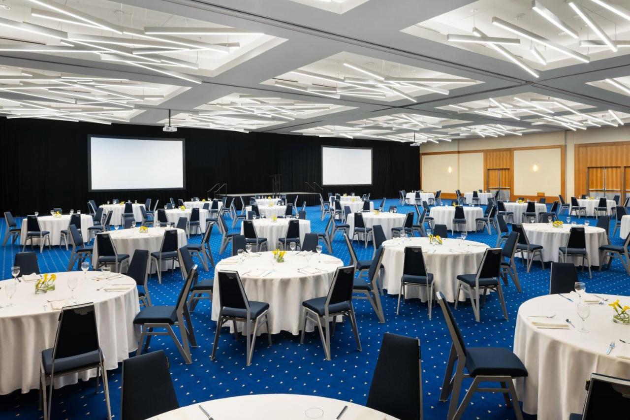 Sheraton Vancouver Wall Centre Екстер'єр фото