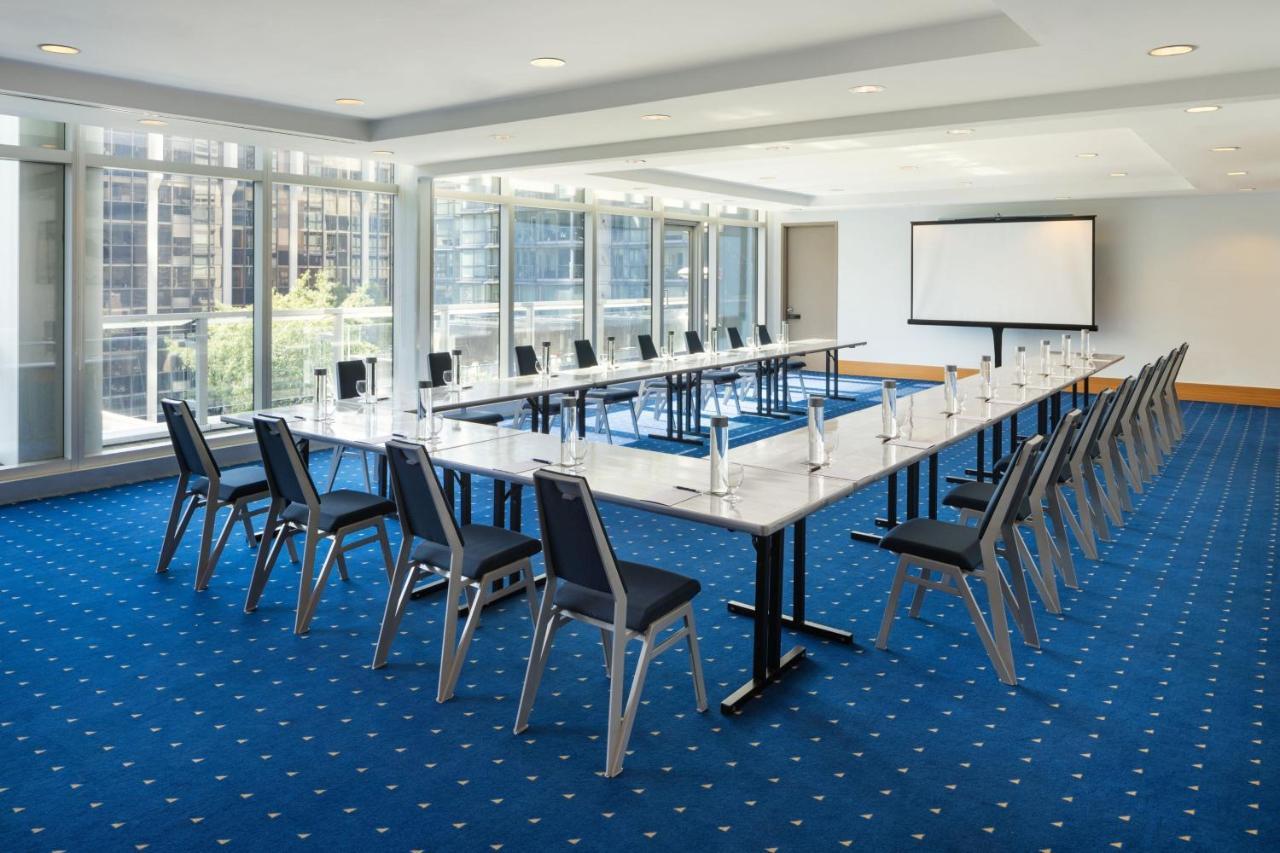 Sheraton Vancouver Wall Centre Екстер'єр фото