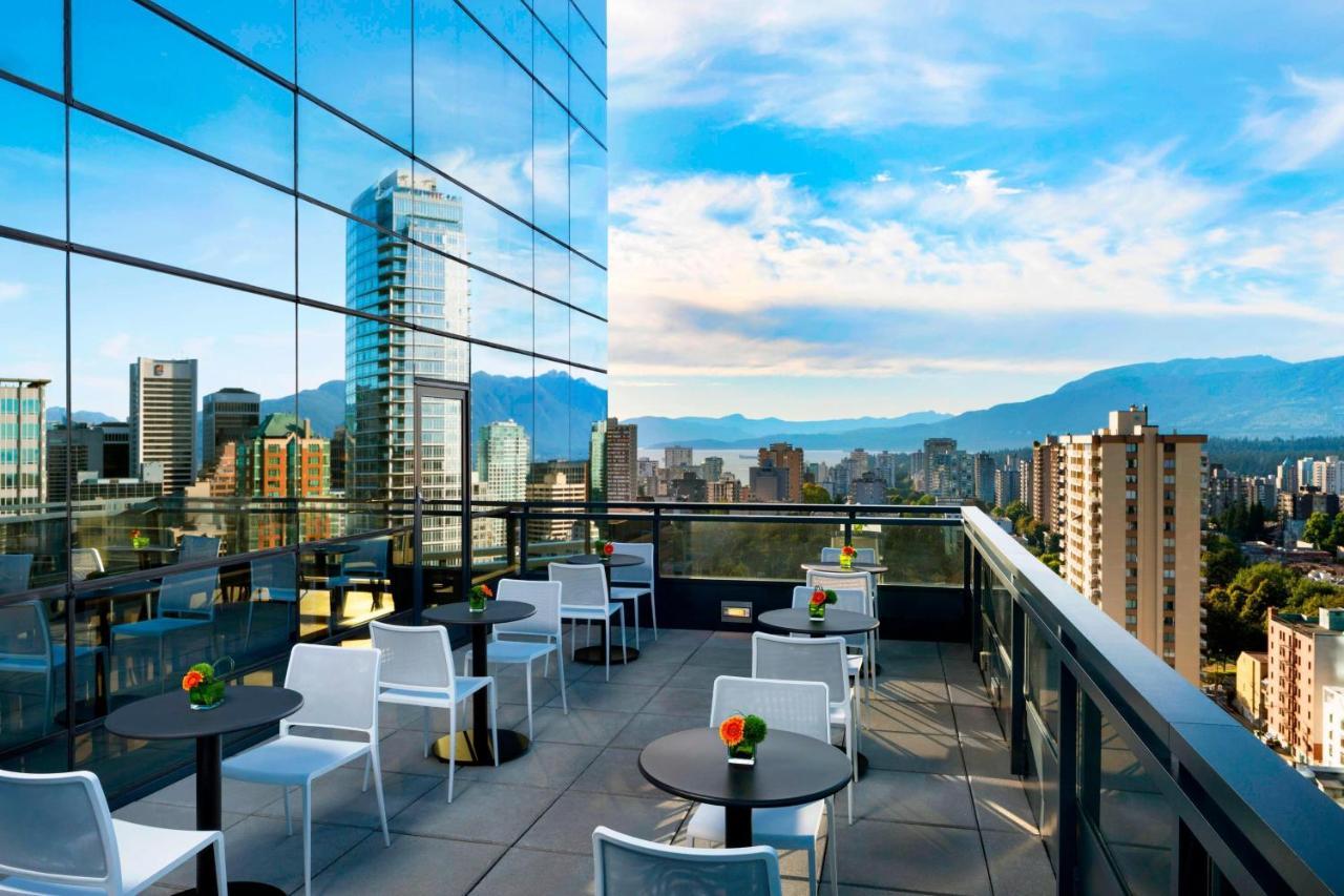 Sheraton Vancouver Wall Centre Екстер'єр фото