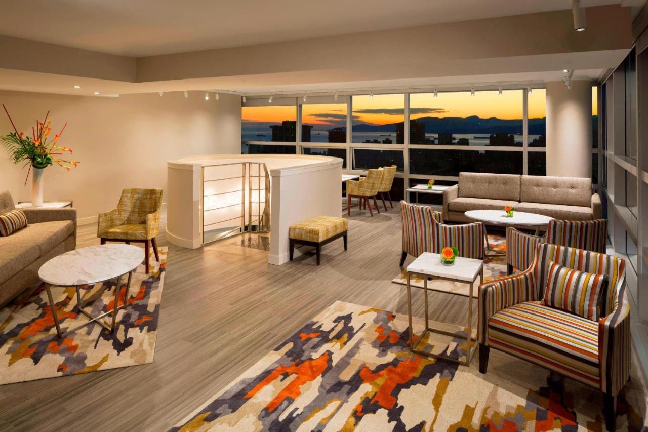 Sheraton Vancouver Wall Centre Екстер'єр фото