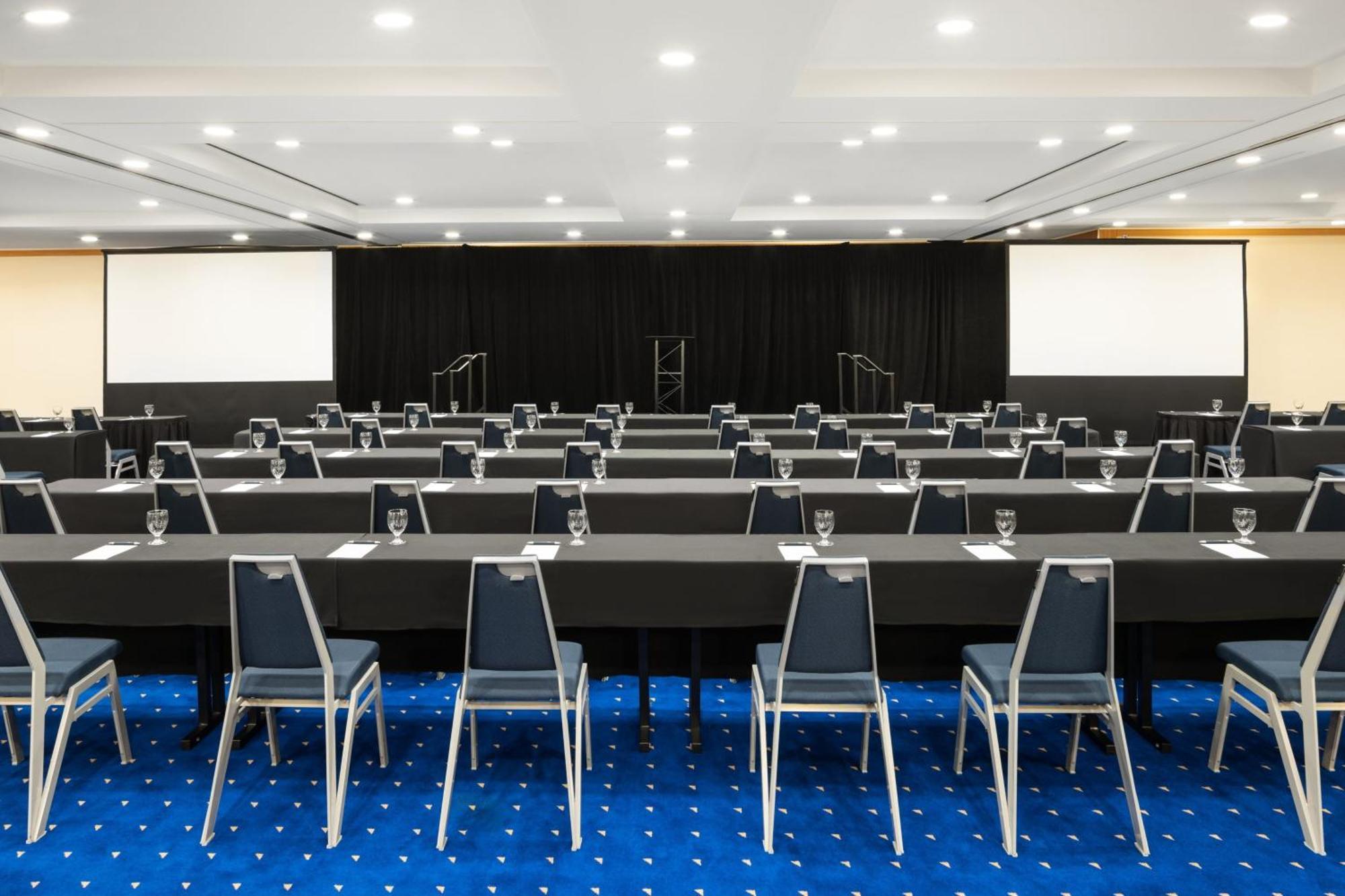 Sheraton Vancouver Wall Centre Екстер'єр фото