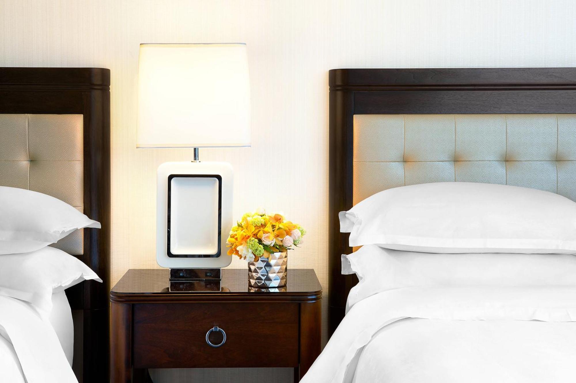 Sheraton Vancouver Wall Centre Екстер'єр фото